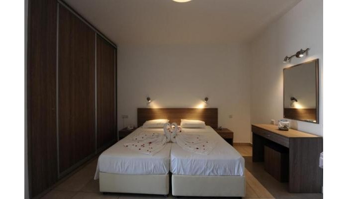 Cosmelenia Hotel Apartments poza 9