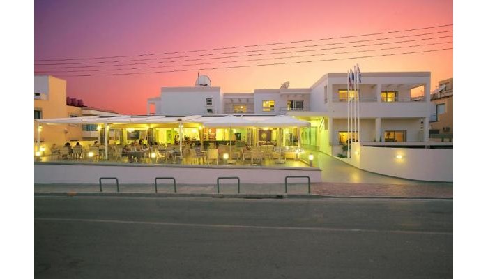 Euronapa Hotel Apartments poza 3