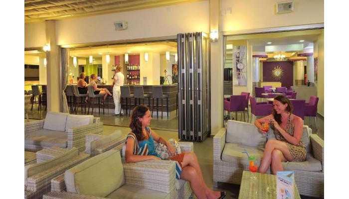 Euronapa Hotel Apartments poza 15