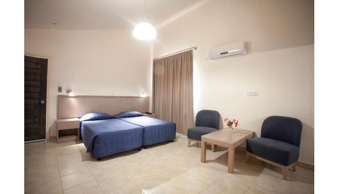 Makronissos Village poza 8