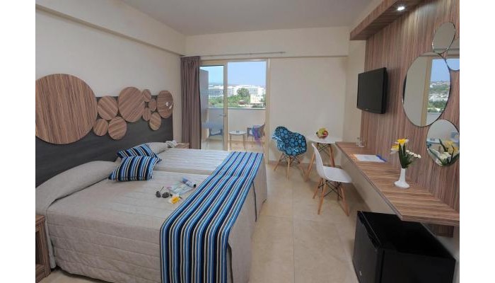 Nelia Beach Hotel poza 4