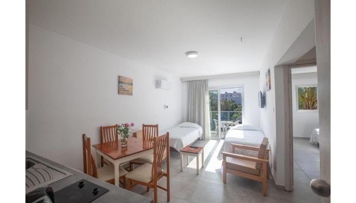 Pavlinia Hotel Apartments poza 5