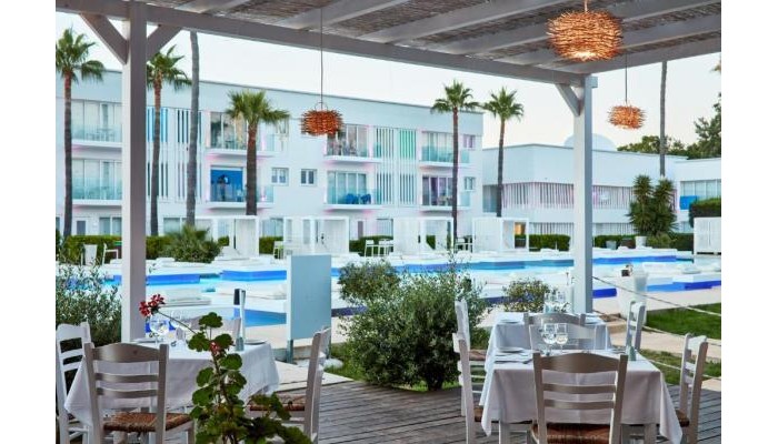 Poza pentru So White Club Resort ( Ex. So White Boutique Suites ) 1646-1648043927 So White Club Resort (Ex. So White Boutique Suites) poza 16