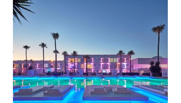 Poza pentru So White Club Resort ( Ex. So White Boutique Suites ) 9477-1648043895 So White Club Resort (Ex. So White Boutique Suites) poza 1