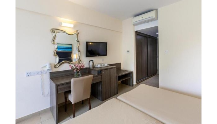 Tofinis Hotel & Apartments poza 8