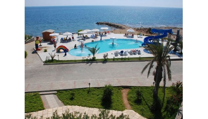 Poza pentru Hotel Crystal Rocks Touristic Bungalow 564-1486591669 Hotel Crystal Rocks Touristic Bungalow poza 1