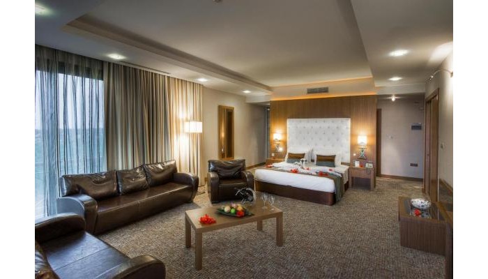 Korineum Golf Resort poza 3