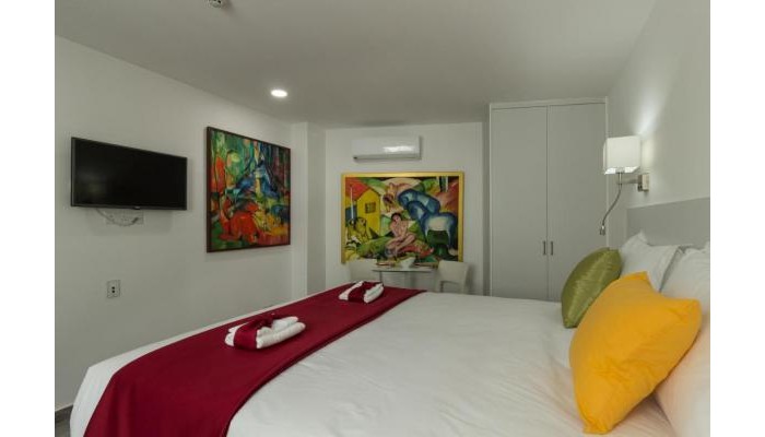 Art & Wine Studios And Apts poza 9