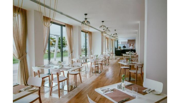 Lebay Beach Hotel poza 7