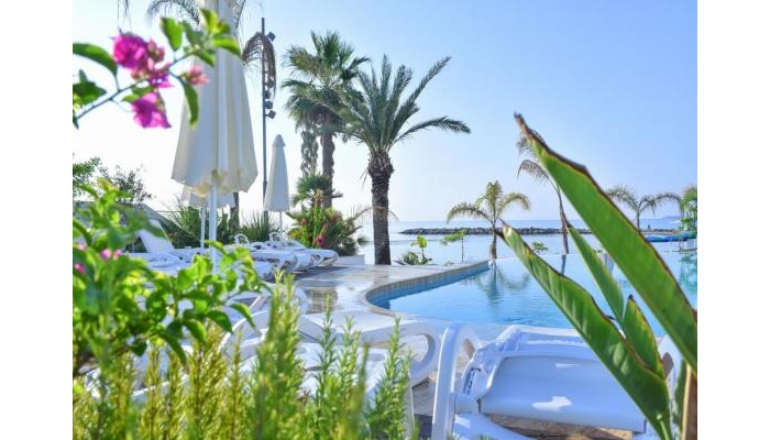 Lebay Beach Hotel poza 8