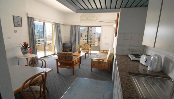 Sunflower Hotel Apartments poza 3