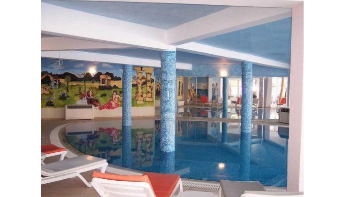 La Hotel & Resort poza 8