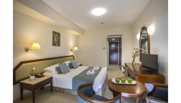 Aquamare Beach Hotel And Spa poza 13