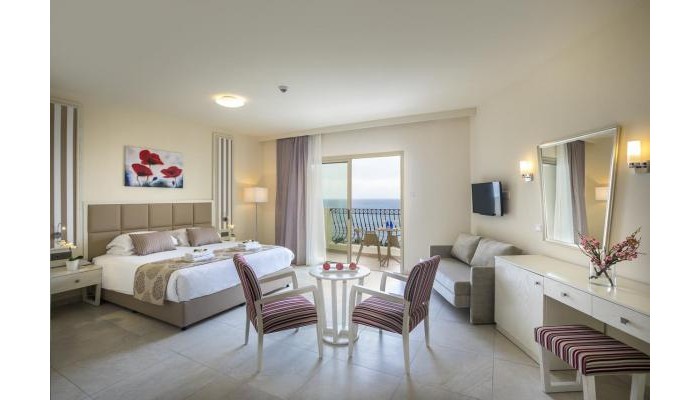 Aquamare Beach Hotel And Spa poza 19