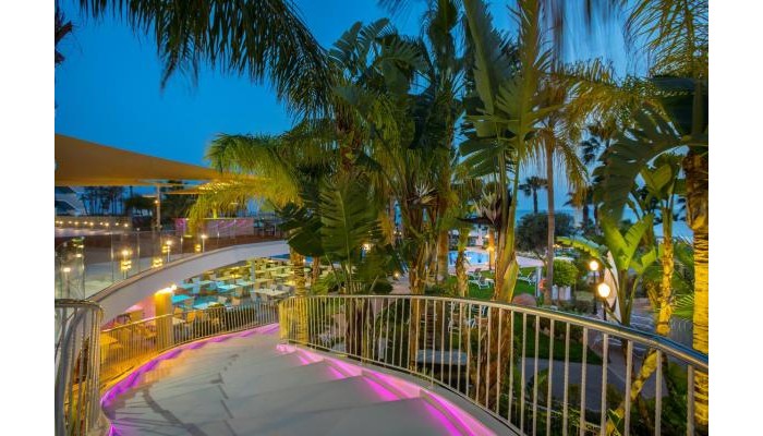 Aquamare Beach Hotel And Spa poza 2