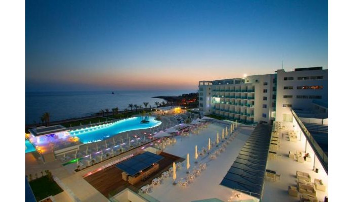 King Evelthon Beach Hotel And Resort poza 0