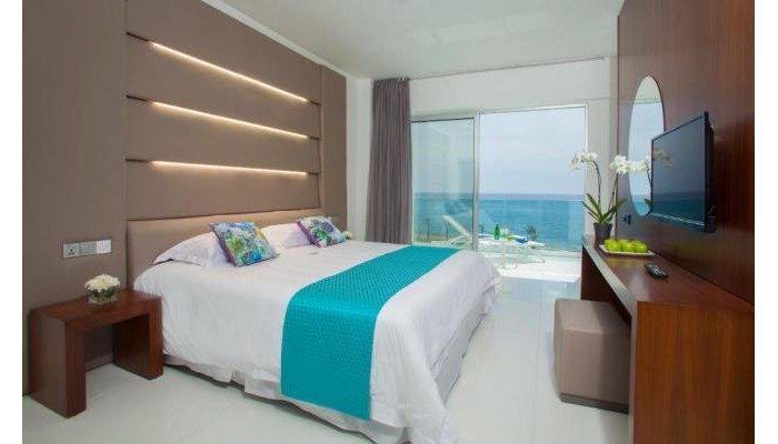 King Evelthon Beach Hotel And Resort poza 4