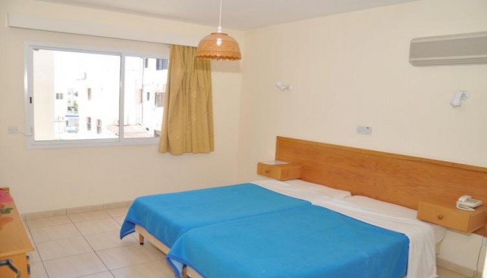 Mariela Hotel Apartments poza 3