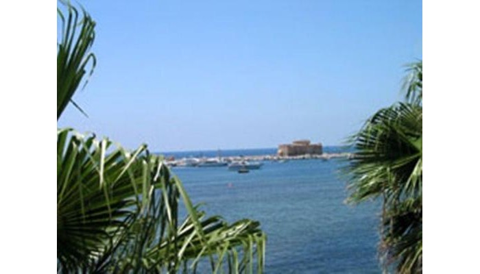 Paphinia Seaview Apartments poza 4