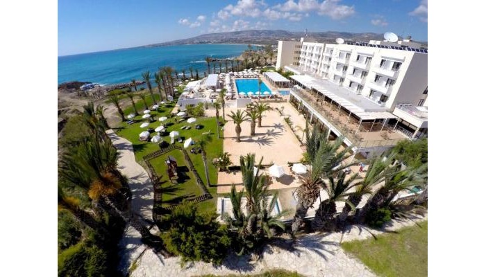 Queen's Bay Hotel poza 1