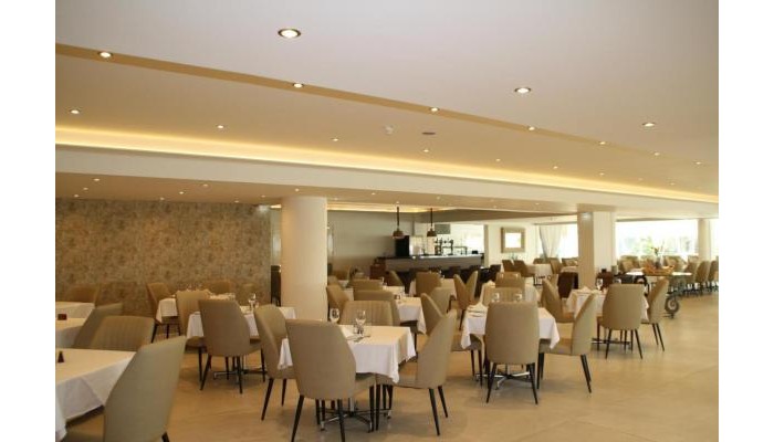 Queen's Bay Hotel poza 9