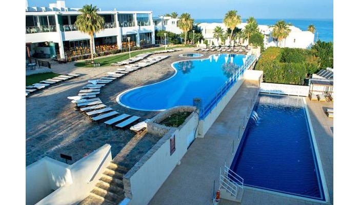 Theo Sunset Bay Holiday Village poza 3