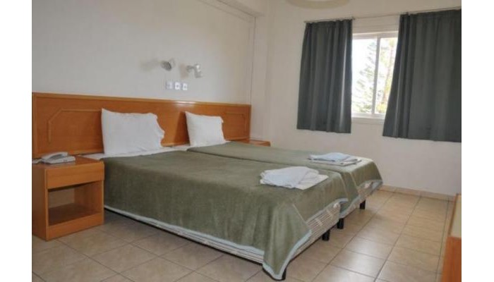 Debbie Xenia Hotel poza 5