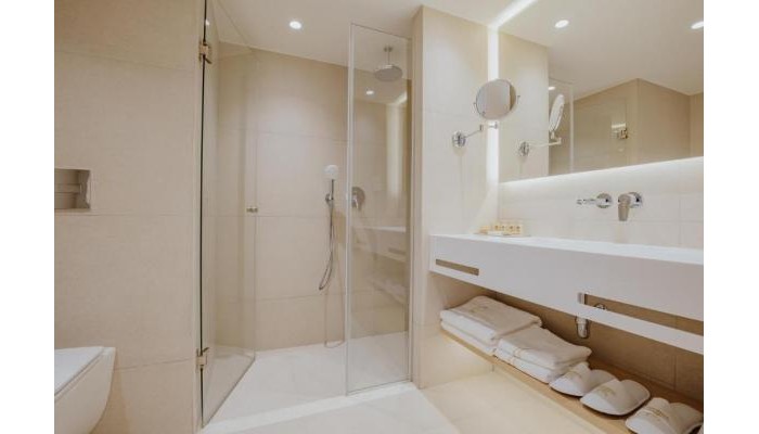 Hotel Golden Coast Beach poza 15