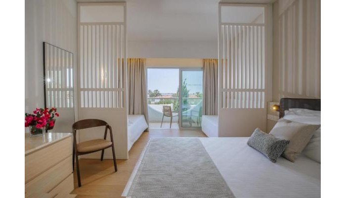 Hotel Golden Coast Beach poza 4