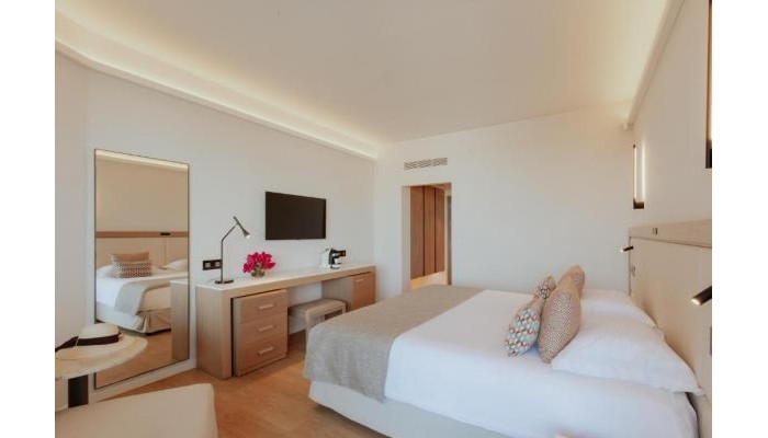 Hotel Golden Coast Beach poza 13