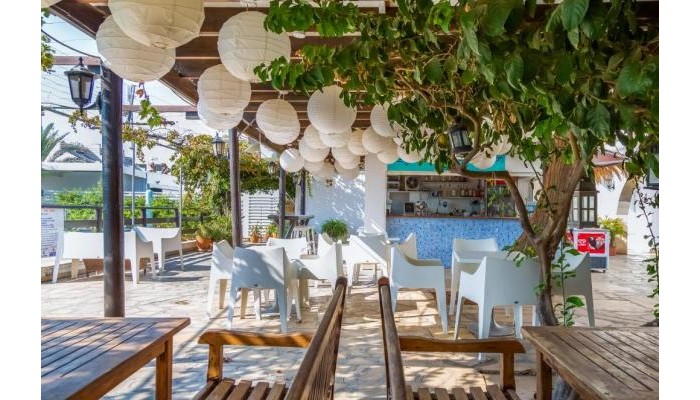 Captain Karas Holiday Apartments poza 19