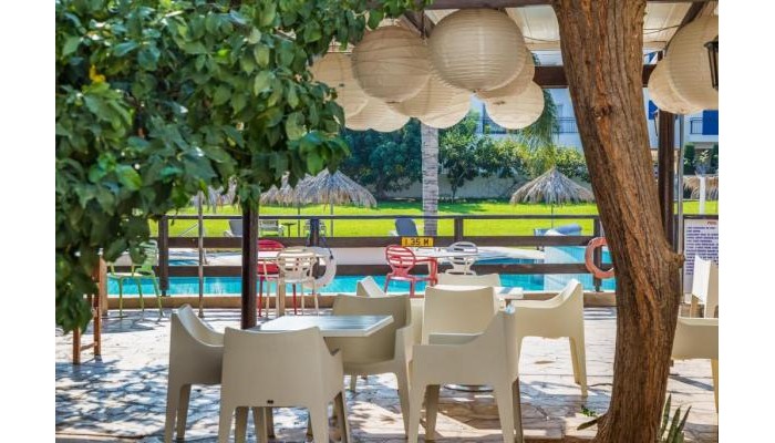 Captain Karas Holiday Apartments poza 21