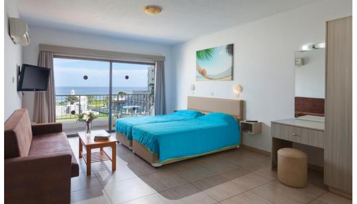 Penelope Beach Hotel Apts poza 5